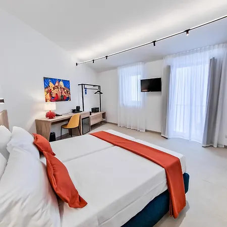 Гостевой дом Thaleia Dimora Di Pregio 4*